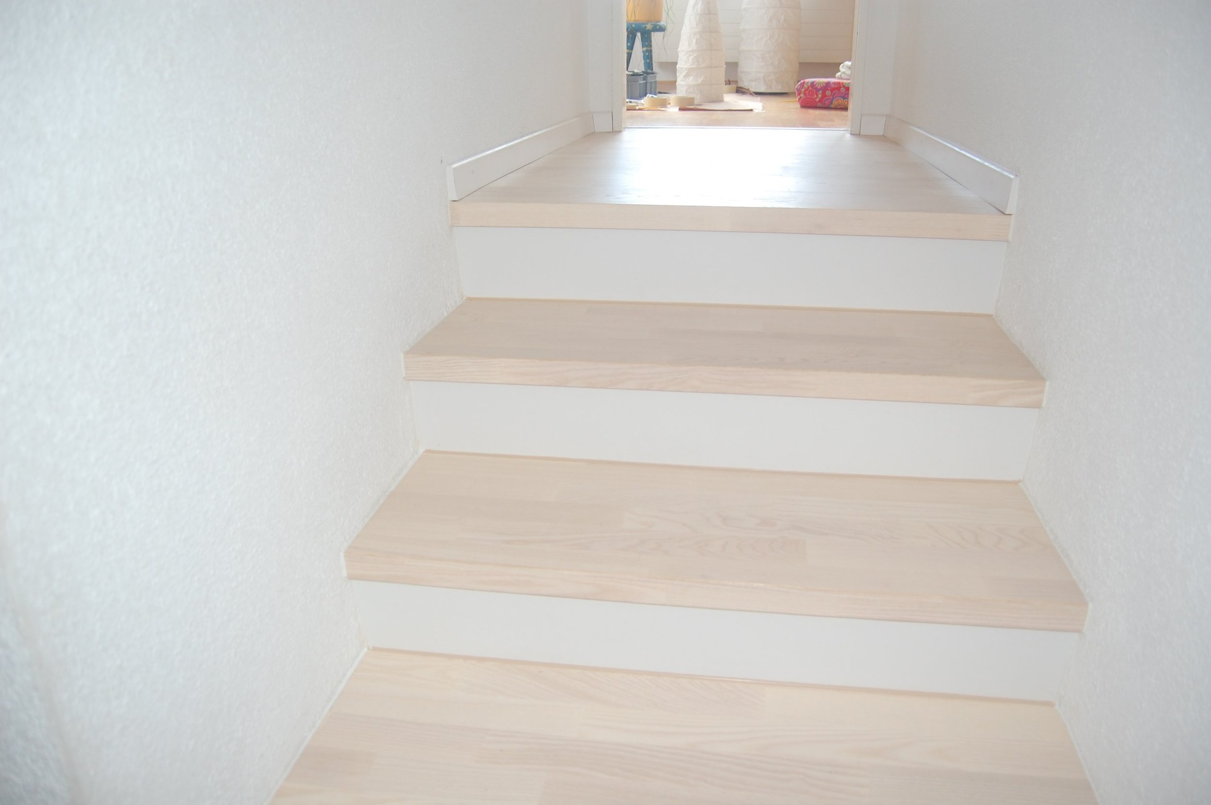 Treppe mit hellen Eichenstufen